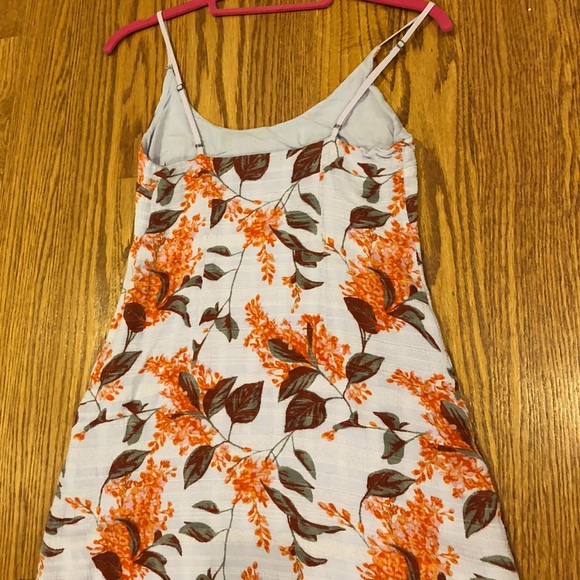 Floral printed lavender dress - Picture 2 of 3